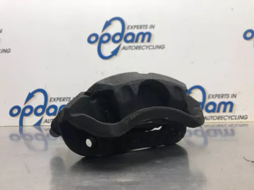 Remklauw (Tang) rechts-voor-8137917