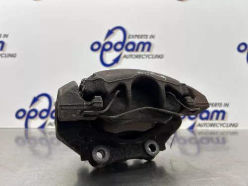 Remklauw (Tang) rechts-voor-8242770