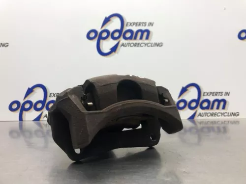 Remklauw (Tang) rechts-voor-8228088