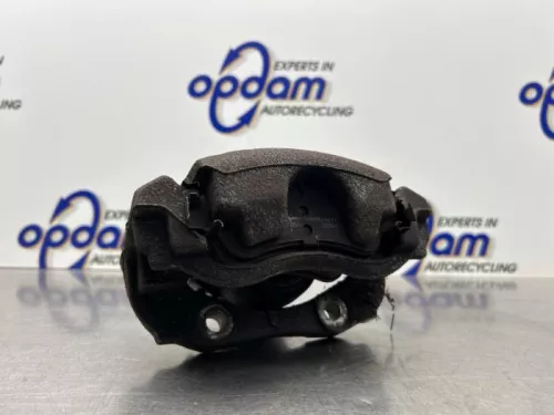 Remklauw (Tang) rechts-voor-8151114