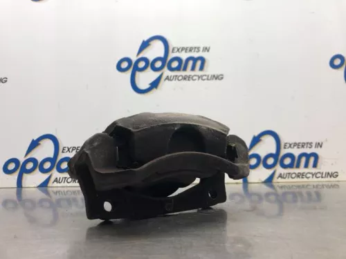 Remklauw (Tang) rechts-voor-8134699