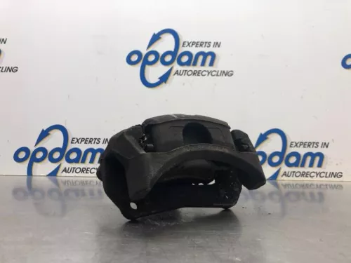 Remklauw (Tang) rechts-voor-8106867