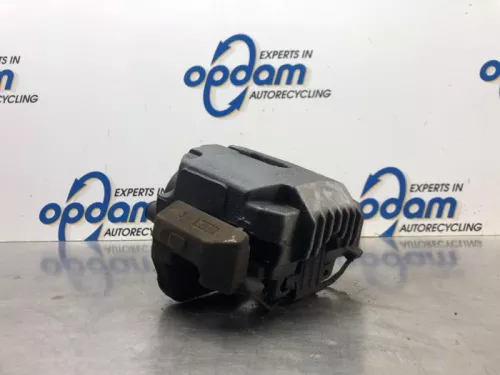 Remklauw (Tang) rechts-voor-8103679