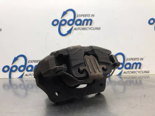 Remklauw (Tang) rechts-voor-8105105