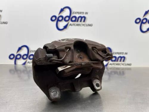 Remklauw (Tang) rechts-voor-8207878