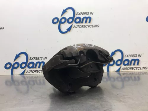 Remklauw (Tang) rechts-voor-7864942