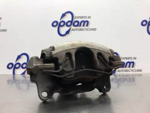 Remklauw (Tang) rechts-voor-8194089