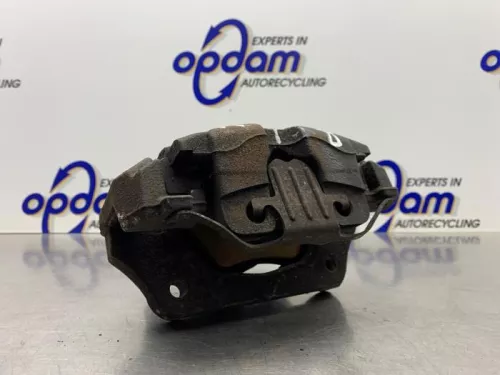 Remklauw (Tang) rechts-voor-8116588