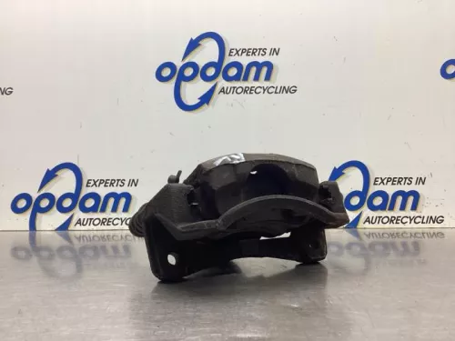 Remklauw (Tang) rechts-voor-8135666