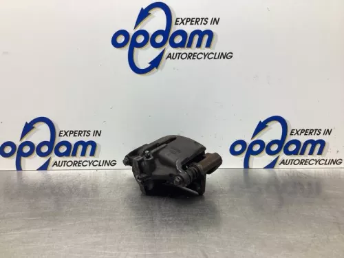 Remklauw (Tang) rechts-voor-7926110