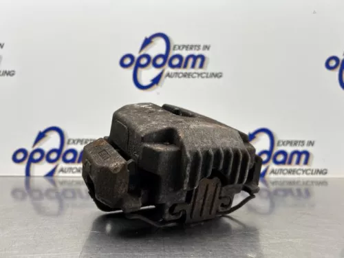 Remklauw (Tang) rechts-voor-8206625