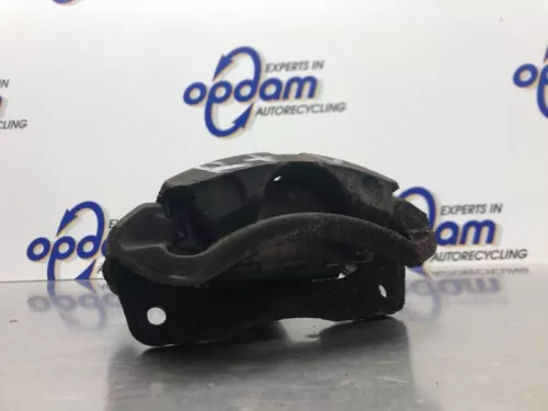 Remklauw (Tang) rechts-voor-8178082