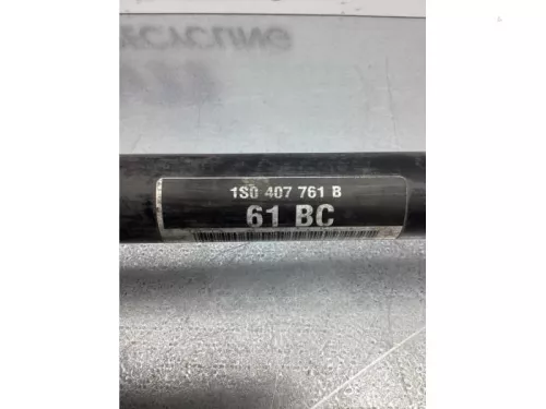 Aandrijfas links-voor Volkswagen 1s0407761b qck