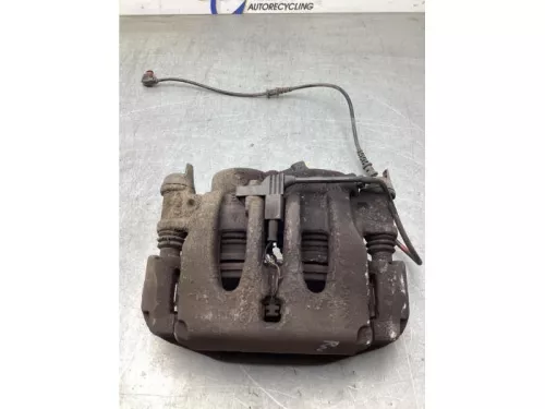 Remklauw (Tang) rechts-voor-8218418