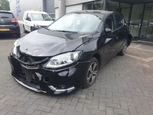 Aandrijfas links-voor Nissan  tl4131