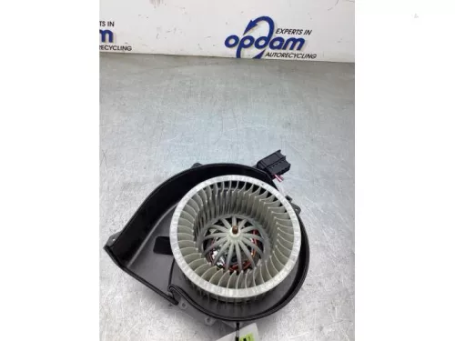 Kachel Ventilatiemotor-8240516