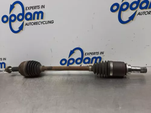 Aandrijfas links-voor Renault 8200341698 jh3128