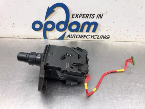 Richtingaanwijzer Schakelaar-8174415