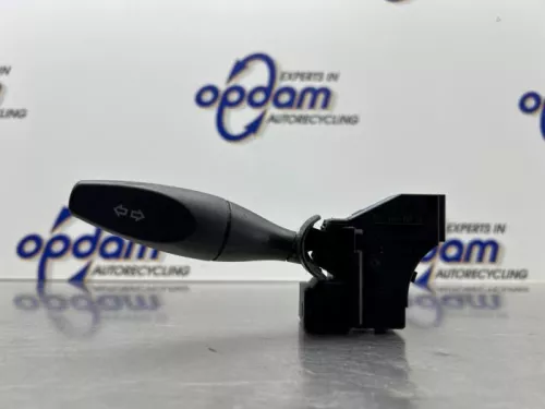 Richtingaanwijzer Schakelaar-8302482