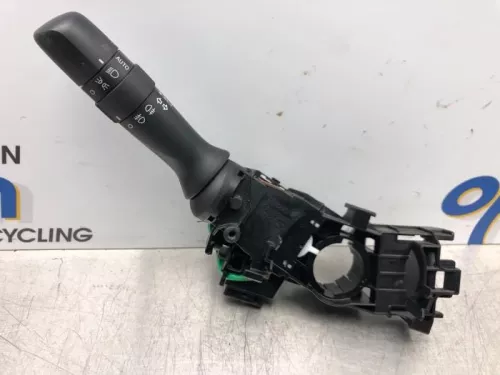 Richtingaanwijzer Schakelaar-6923503