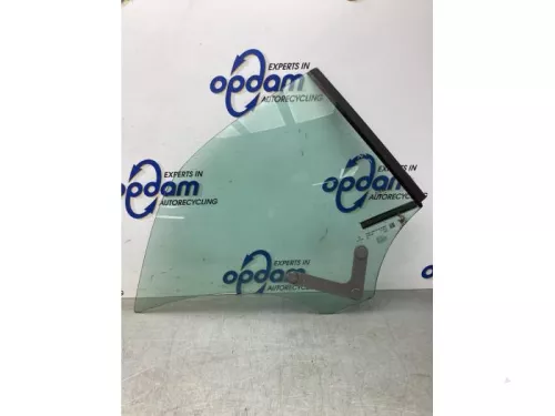 Ruit 2Deurs rechts-achter-8074515