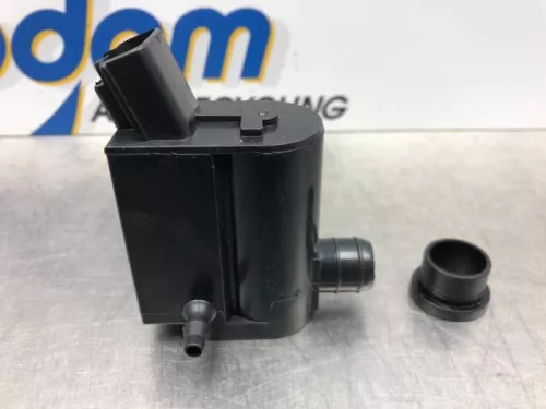 Ruitensproeierpomp voor-