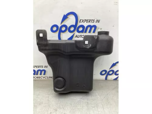 Ruitensproeiertank voor-8139105