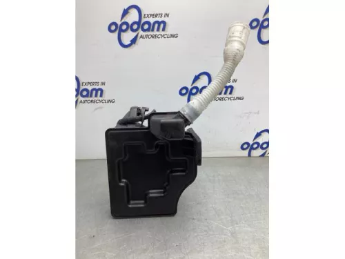 Ruitensproeiertank voor-8080506