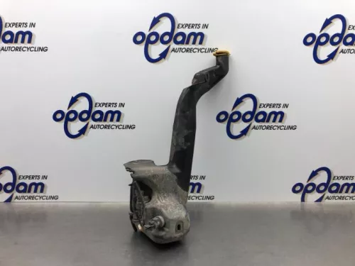 Ruitensproeiertank voor-8182211