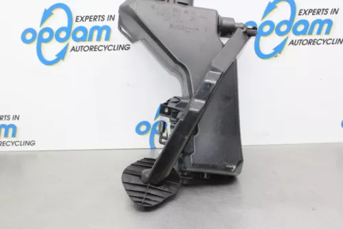 Ruitensproeiertank voor-6196033