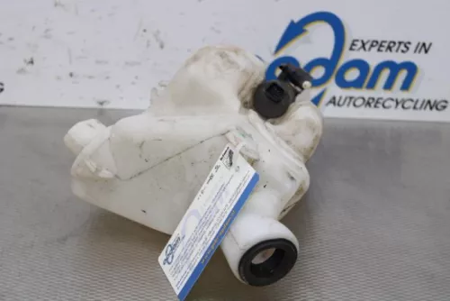 Ruitensproeiertank voor-7589828