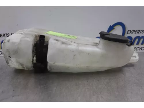 Ruitensproeiertank voor-7716795