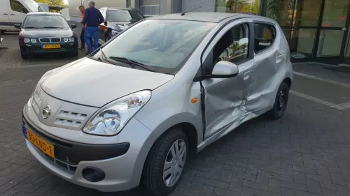 Aandrijfas links-voor Nissan  68k10