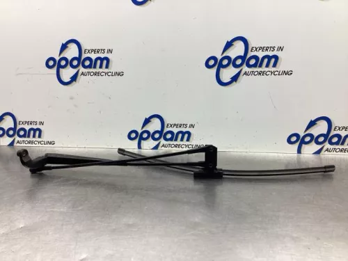 Ruitenwisserarm voor-8031254