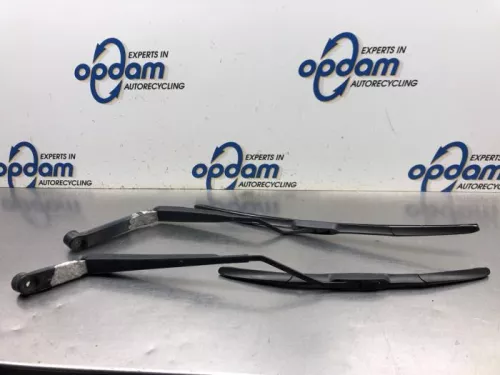 Ruitenwisserarm voor-8154432
