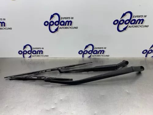 Ruitenwisserarm voor-8280989