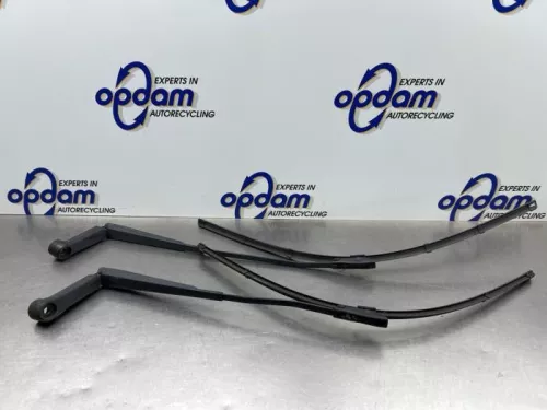 Ruitenwisserarm voor-8195532