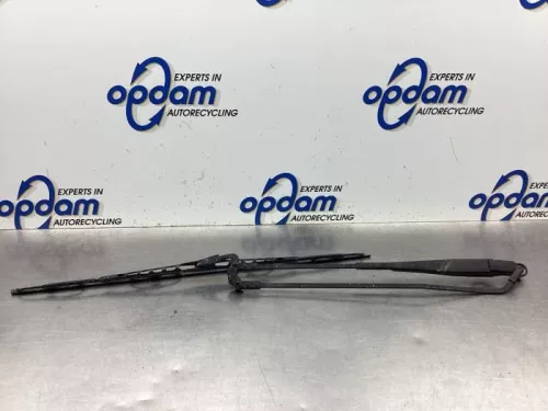Ruitenwisserarm voor-8038446