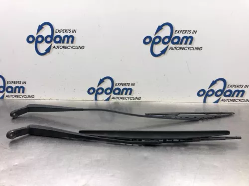 Ruitenwisserarm voor-8123335