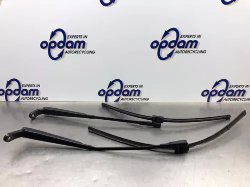 Ruitenwisserarm voor-8188066