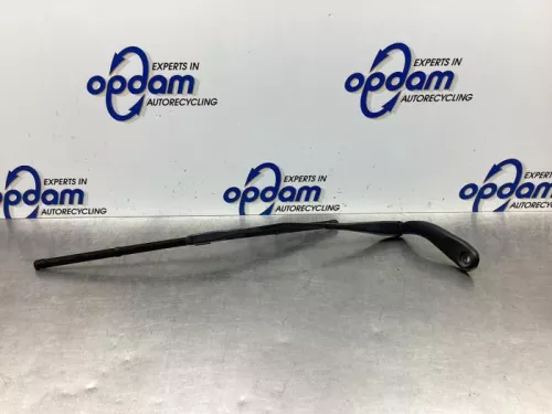 Ruitenwisserarm voor-7911337