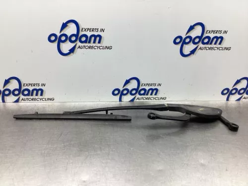 Ruitenwisserarm voor-7574359
