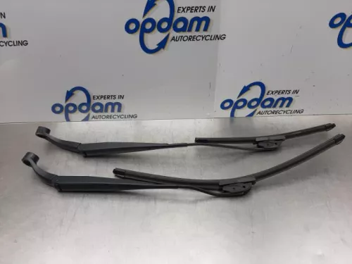 Ruitenwisserarm voor-7612391