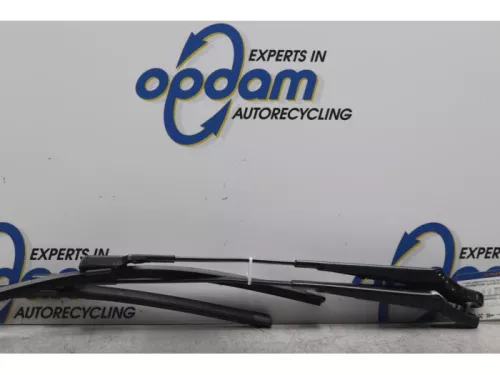 Ruitenwisserarm voor-7589614