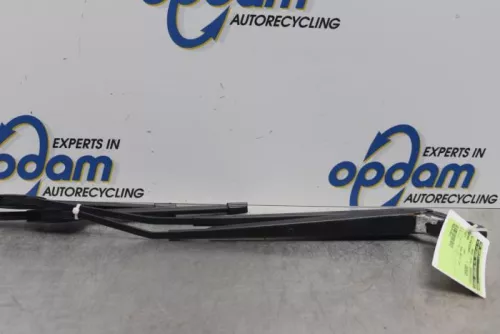 Ruitenwisserarm voor-7847226