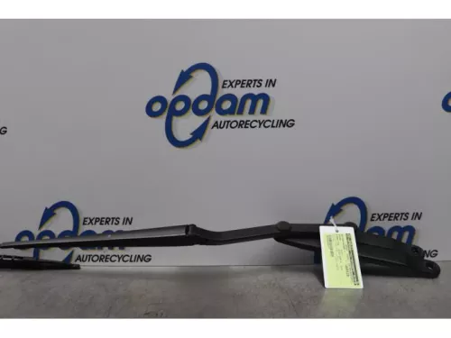 Ruitenwisserarm voor-7610512