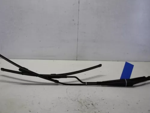 Ruitenwisserarm voor-7881713