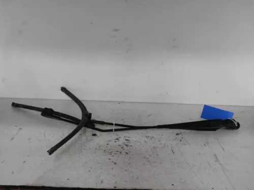 Ruitenwisserarm voor-7886621