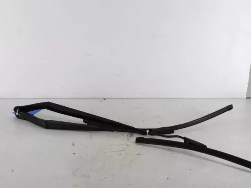 Ruitenwisserarm voor-7888840