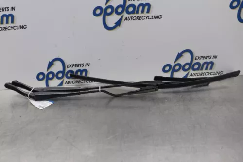Ruitenwisserarm voor-7582710